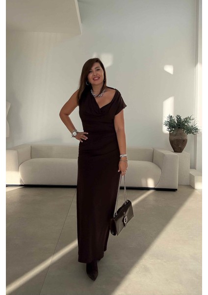 Kahverengi Degaje Yaka Elbise modelleri