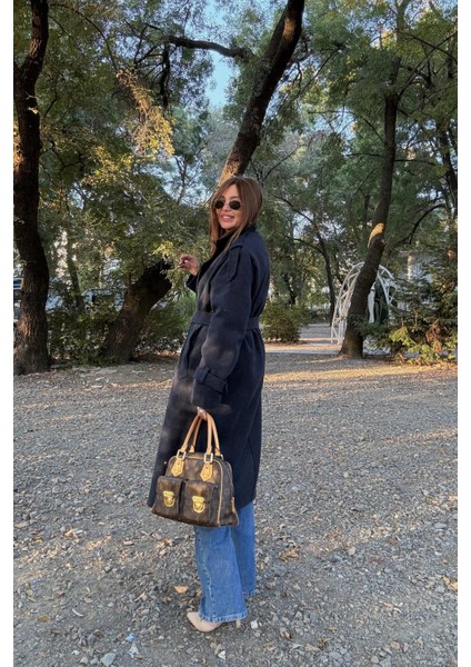 Lacivert Uzun Kaban indirimleri