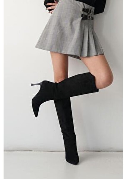 Kadın Süet Uzun Çizme 9 cm İnce Topuk Siyah Şık Tasarım ile Günlük Kullanım İçin