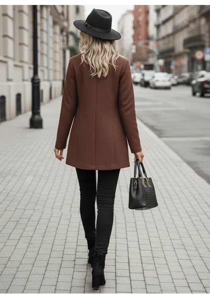 Şık Kahverengi Tasarım Yaka Kaşe Kaban modelleri