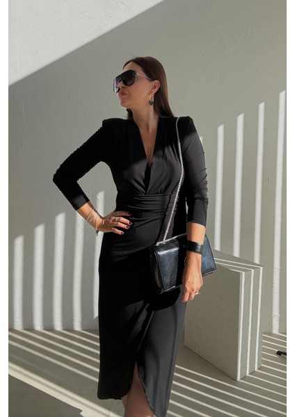 Siyah Vatkalı Uzun Elbise