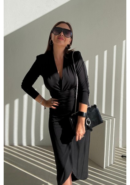 Siyah Vatkalı Uzun Elbise