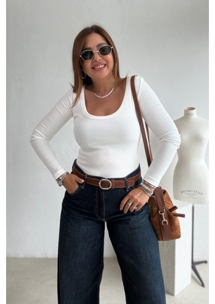 Beyaz Balerin Yaka Uzun Kollu Üst