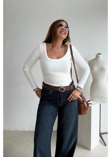 Beyaz Balerin Yaka Uzun Kollu Üst modelleri