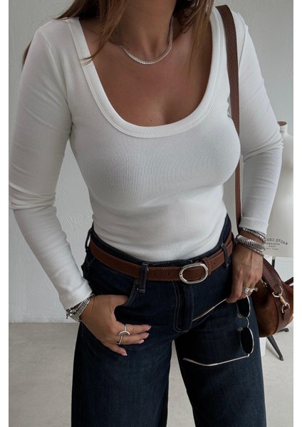 Beyaz Balerin Yaka Uzun Kollu Üst fırsatları