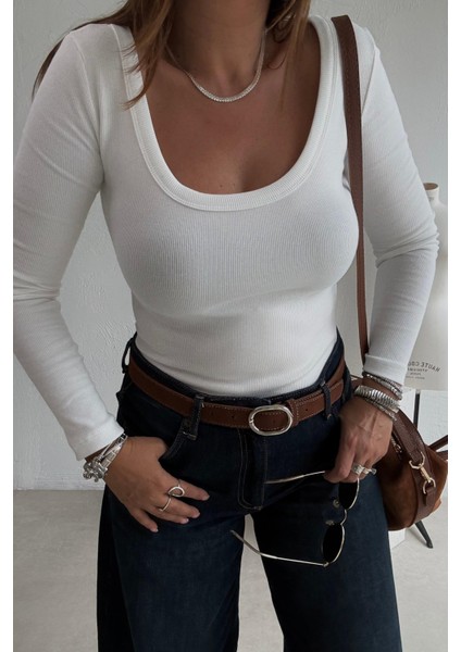 Beyaz Balerin Yaka Uzun Kollu Üst indirimleri