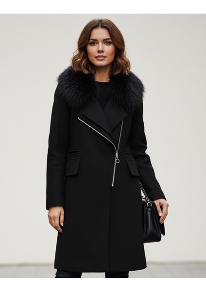 Kadın Kaşe Kışlık Kürklü Siyah Kaban modelleri