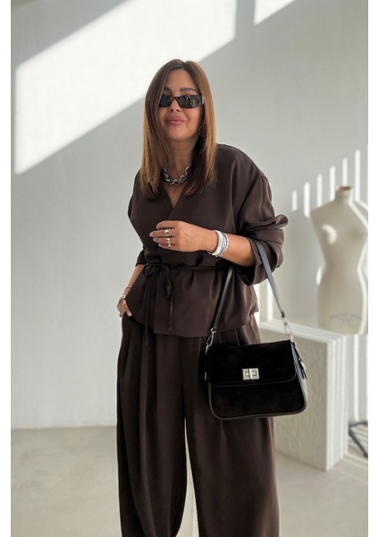 Kahverengi Şalvar Pantolonlu Takım fırsatları