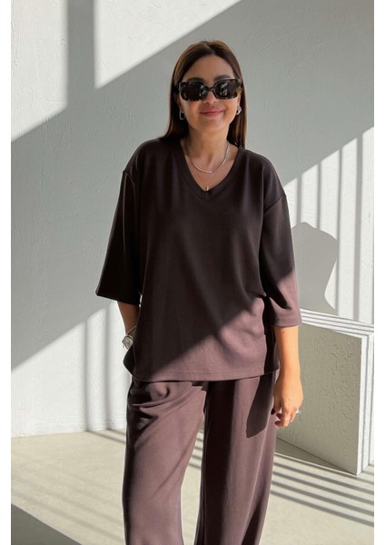 Kahverengi Düşük Kollu V Yaka Takım fiyatları