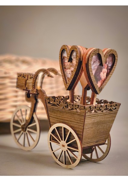 Bisiklet Tasarımlı Fotoğraf Çerçevesi fırsatları