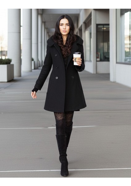 Büyük Düğmeli Yaka Detaylı Siyah Kaşe Kaban modelleri