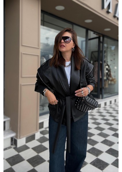 Siyah Fermuar Detaylı Deri Ceket fırsatları