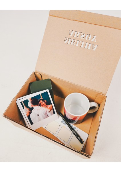 Kişiselleştirilebilir Hediye Kutusu