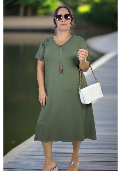 Full Esnek Likralı Pamuklu Kumaş Boncuk Detaylı Kısa Kol V Yaka Pamuklu Viskon Büyük Beden Elbise