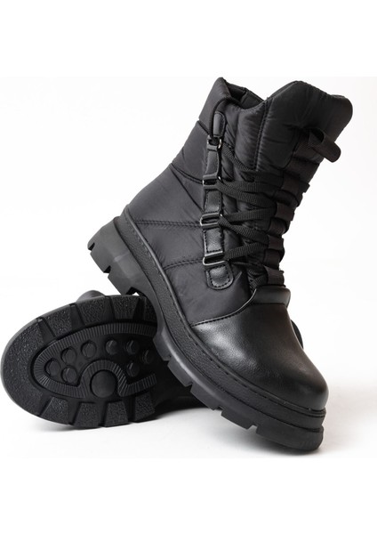 Siyah Bağcıklı Su Geçirmez Kadın Premium Kar Botu