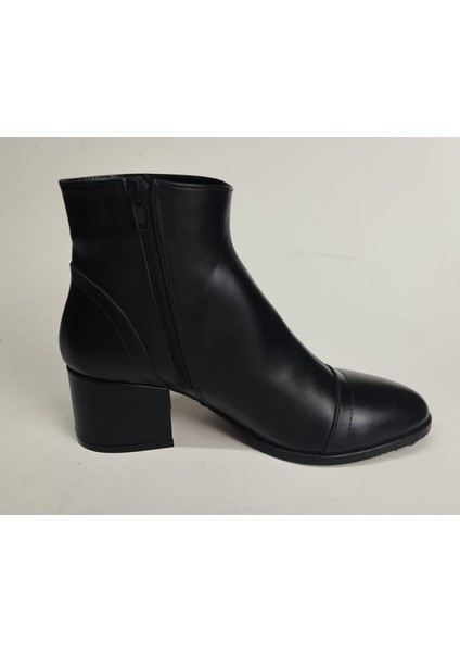 Kadın Hakiki Deri Siyah Topuklu Bot fırsatları