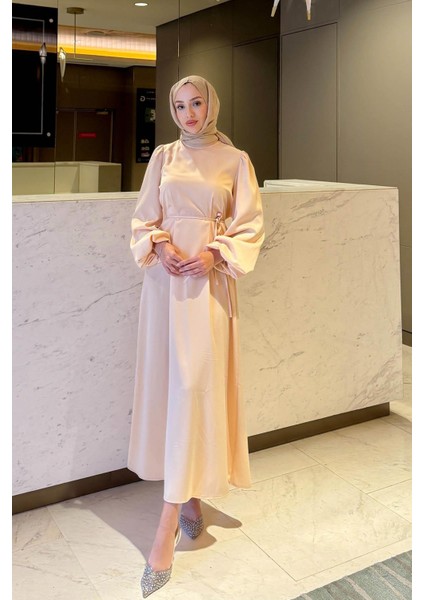 Balon Kol Belden Bağlama Detaylı Saten Abiye- Krem