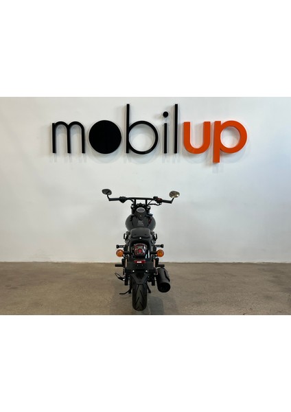 2024 Um Freedom 125 Abs