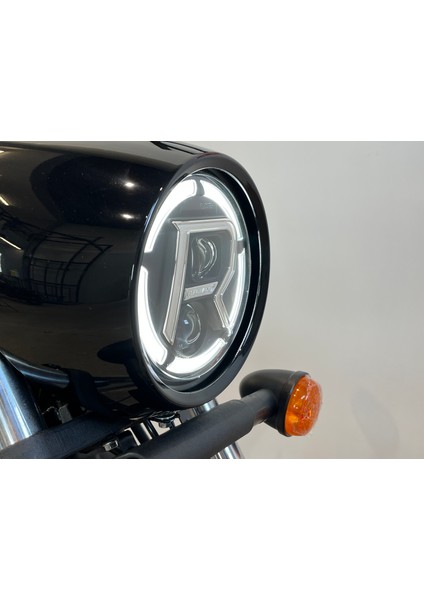 2024 Um Freedom 125 Abs