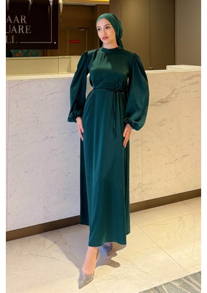 Balon Kol Belden Bağlama Detaylı Saten Abiye- Zümrüt Yeşili fırsatları