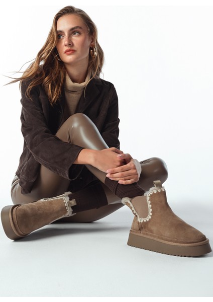 Kadın Vizon Kalın Tabanlı Desenli Süet Deri Teddy Bot 25WFD492610