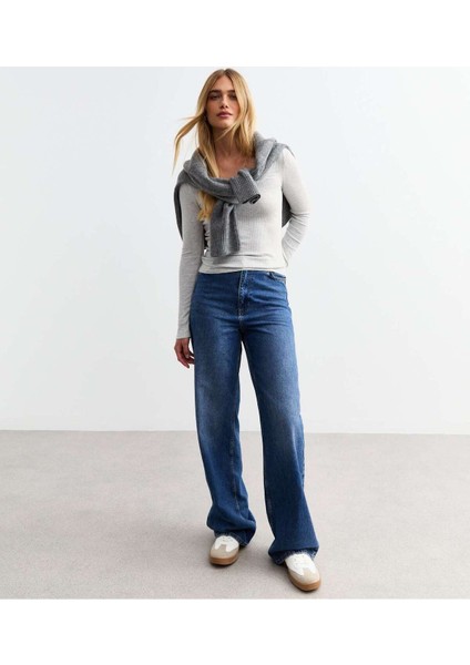 Kadın Siyah Uzun Kol, Derin Havuz Yaka Bluz, Fitilli Kaşkorse Kumaş modelleri