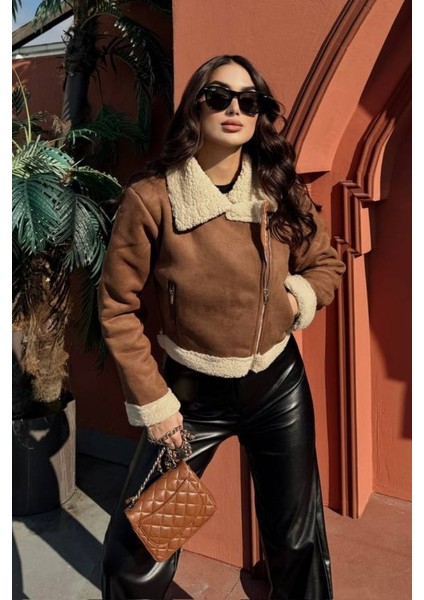 Kadın Süet Mont Kısa Içi Kürklü Kruvaze Fermuarlı Cepli Ceket modelleri