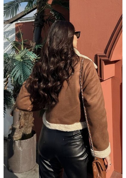 Kadın Süet Mont Kısa Içi Kürklü Kruvaze Fermuarlı Cepli Ceket fırsatları