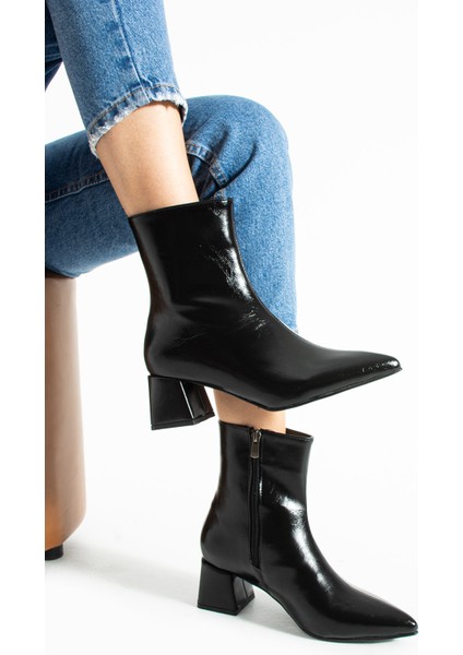 Blyana Sivri Burun Kalın Topuklu Kadın Bot fiyatları