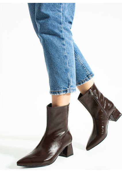 Blyana Sivri Burun Kalın Topuklu Kadın Bot