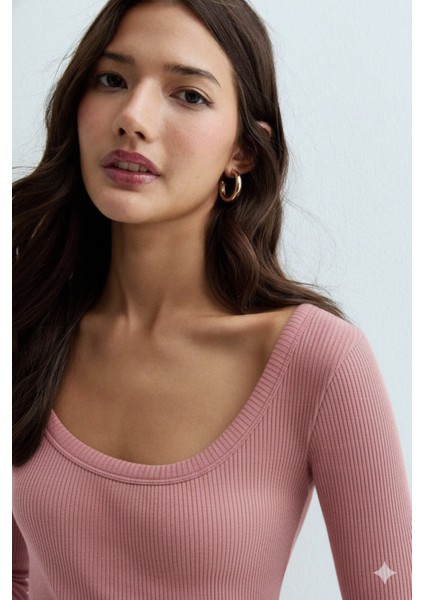 Kadın Siyah Uzun Kol, Derin Havuz Yaka Bluz, Fitilli Kaşkorse Kumaş modelleri