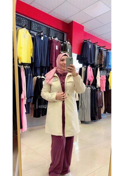 Bronş Detaylı Fermuarlı Trençkot