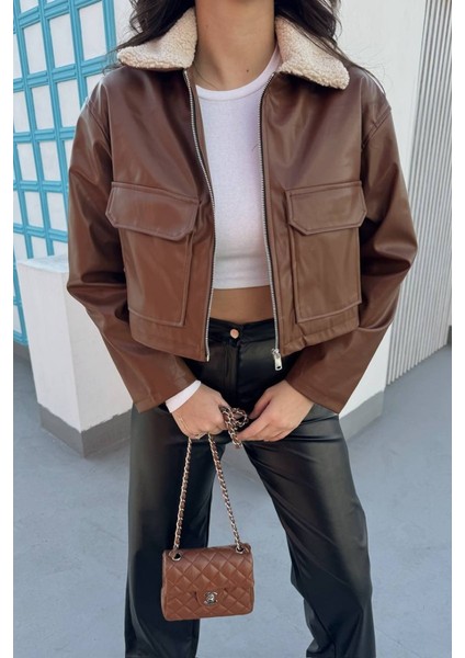 Kadın Crop Ceket Suni Deri Yakası Kürklü Fermuarlı Çift Cepli Kısa Deri Mont modelleri