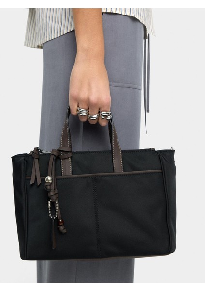 Teknik Kumaş Çapraz Askılı Tote Çanta