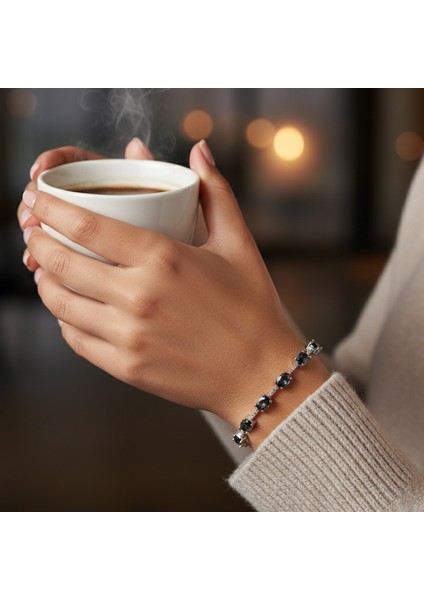 Gümüş Yeşil Zirkon Taşlı 925 Ayar Kadın Bileklik - Doğum Günü, Sevgililer Günü, Anneler Günü, Yıldönümü Hediyesi - 19.5 cm modelleri