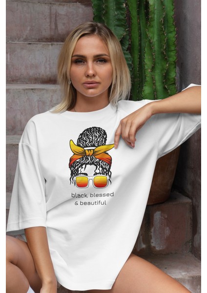 Kadın Yüzü Baskılı Kadın Oversize T-Shirt fiyatları