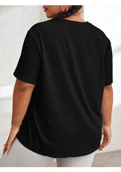 Kadın Kelebek Baskılı Oversize T-Shirt Rahat ve Şık Tasarım indirimleri