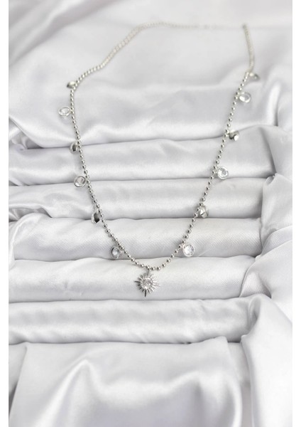 Zirkon Taşlı Kutup Yıldızı Model Pirinç Gümüş Renk Kadın Kolye fiyatları