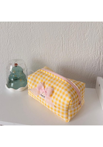 Sarı Ekose Fiyonklu Makyaj ve Bakım Çantası fırsatları