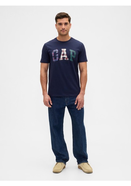 Erkek Lacivert Everyday Soft Gap Logo T-Shirt fırsatları