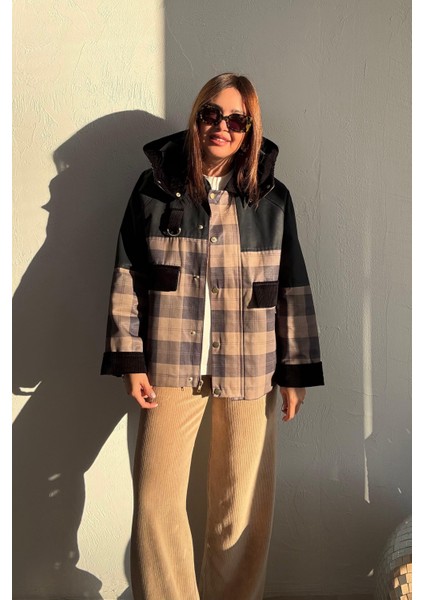 Ekoseli Cepli Trenchcoat indirimleri