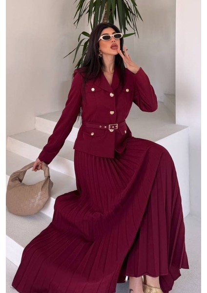 Kadın Ikili Alt Üst Takım Şık Kemerli Cep ve Düğme Detaylı Kısa Blazer Ceket Piliseli Uzun Etek Takım fırsatları