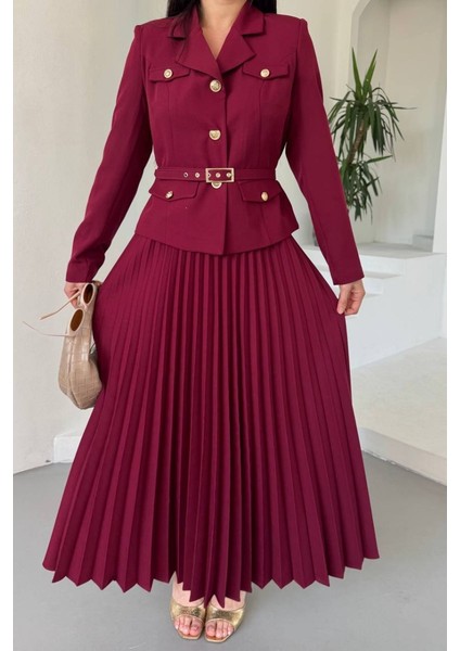 Kadın Ikili Alt Üst Takım Şık Kemerli Cep ve Düğme Detaylı Kısa Blazer Ceket Piliseli Uzun Etek Takım