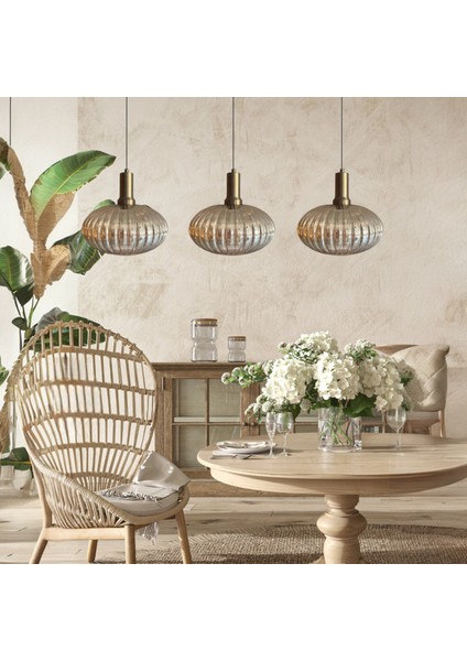 Üçlü Elegant Cam Bal Rengi Avize Eskitme Fener Başlık Sarkıt Lamba Restoran Salon Aydınlatma modelleri