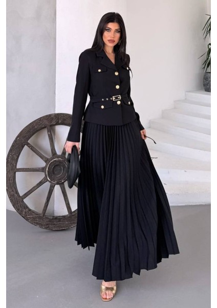 Kadın Ikili Alt Üst Takım Şık Kemerli Cep ve Düğme Detaylı Kısa Blazer Ceket Piliseli Uzun Etek Takım fırsatları