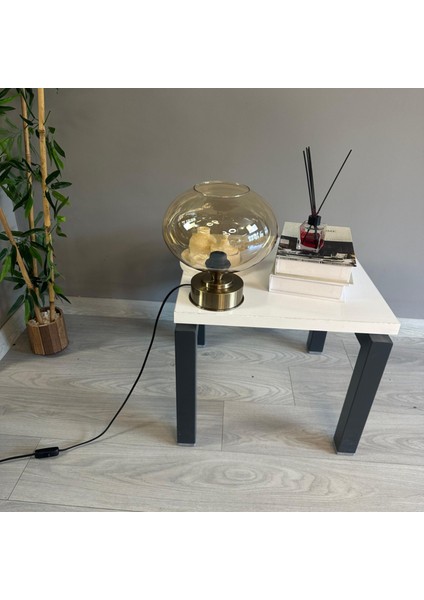 Solvia Cam Bal Rengi Y Piramit Masa Lambası Dekoratif Masaüstü Aydınlatma Hol Abajur Başucu Lamba fırsatları