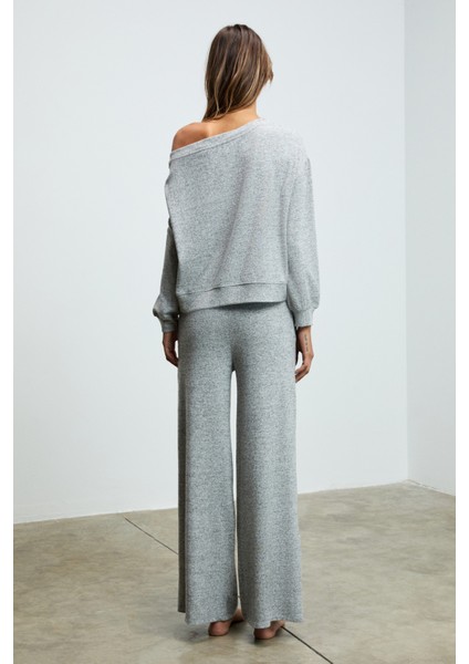 Avenlıght Kadın Yumuşak ve Esnek Kumaşlı Kayık Yakalı Grimelanj Sweatshirt indirimleri