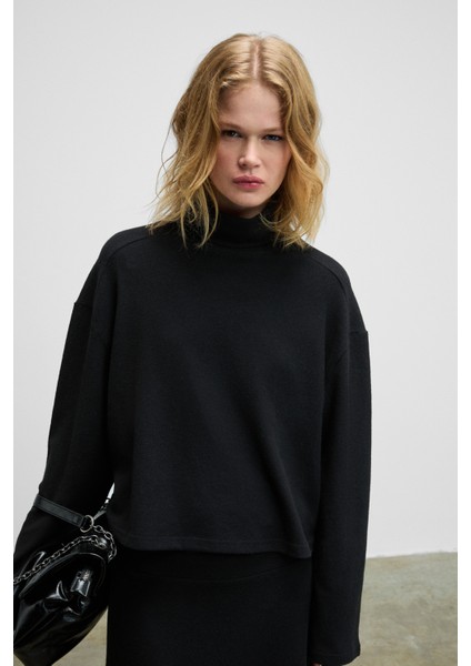 Ploruns Kadın Yumuşak ve Esnek Kumaşlı Balıkçı Yaka Siyah Sweatshirt modelleri