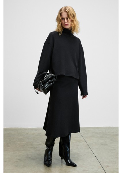 Ploruns Kadın Yumuşak ve Esnek Kumaşlı Balıkçı Yaka Siyah Sweatshirt fırsatları