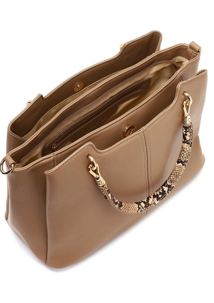 Kadın Bej Uzun Askılı Aksesuarlı Kol Çantası 25ABD281518